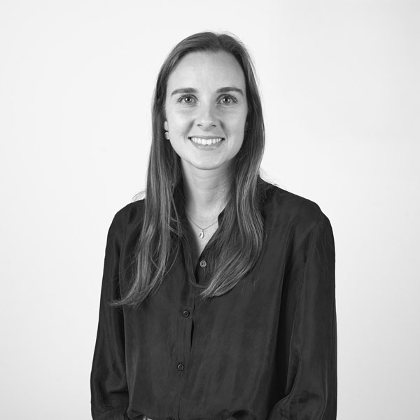 Lucie Campos, Consultant